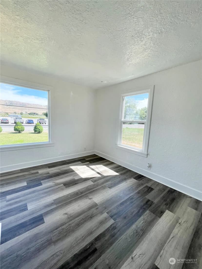 Property photo for 1579 2nd Ave N, Okanogan photo 16