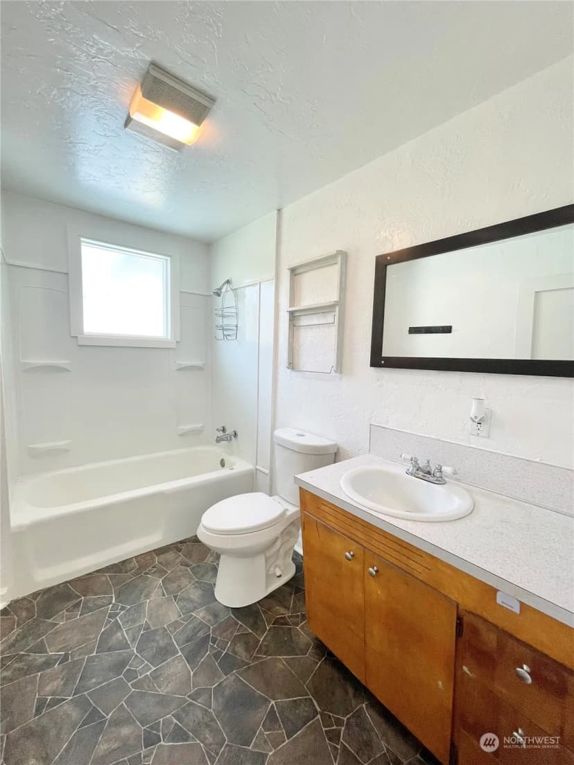 Property photo for 1579 2nd Ave N, Okanogan photo 17