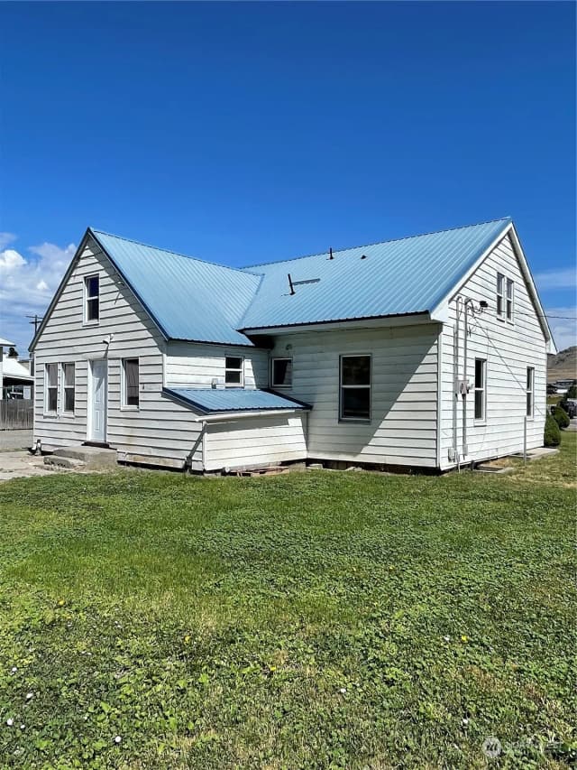 Property photo for 1579 2nd Ave N, Okanogan photo 4