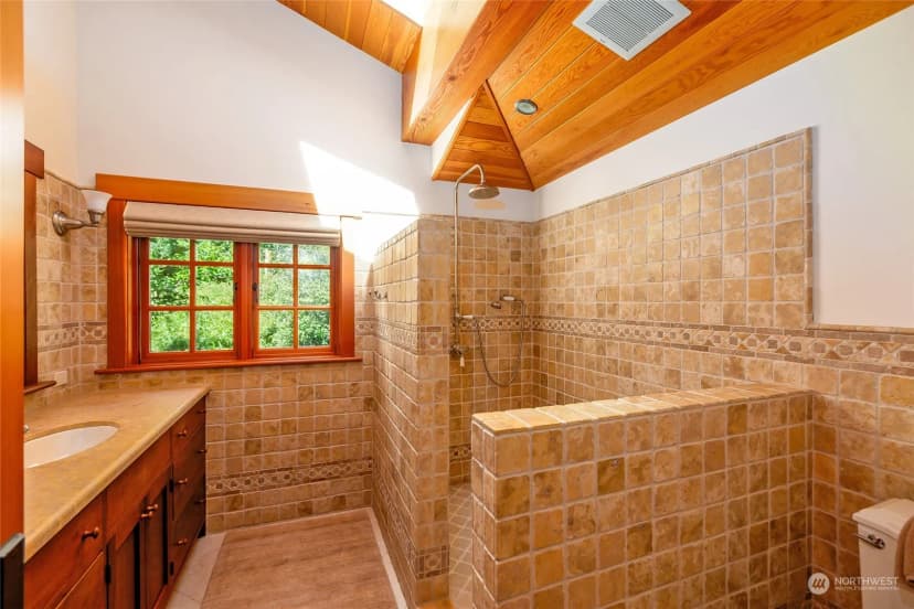 Property photo for 535 Macginitie Road, Friday Harbor photo 30