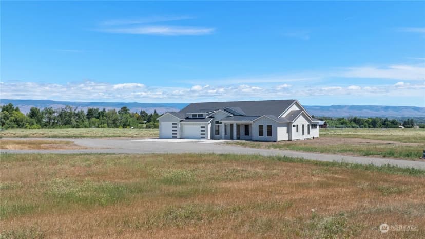 Property photo for 861 Waterbrook Lane, Ellensburg photo 12