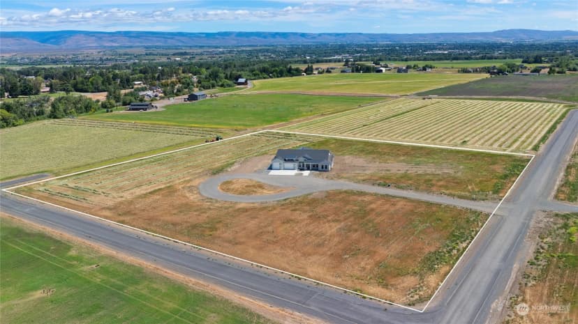 Property photo for 861 Waterbrook Lane, Ellensburg photo 10