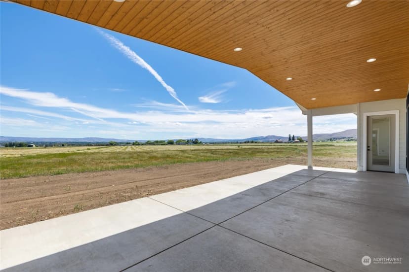 Property photo for 861 Waterbrook Lane, Ellensburg photo 3