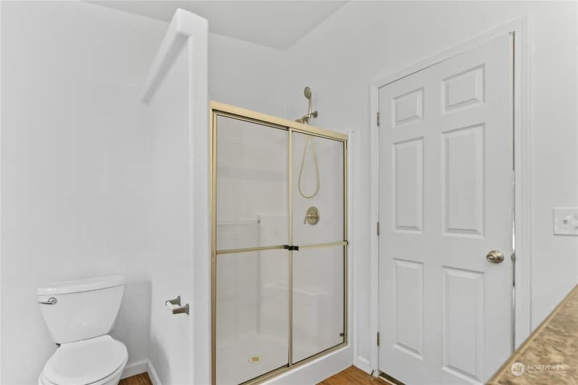 Property photo for 120 E Lakeshore Drive W, Shelton photo 18