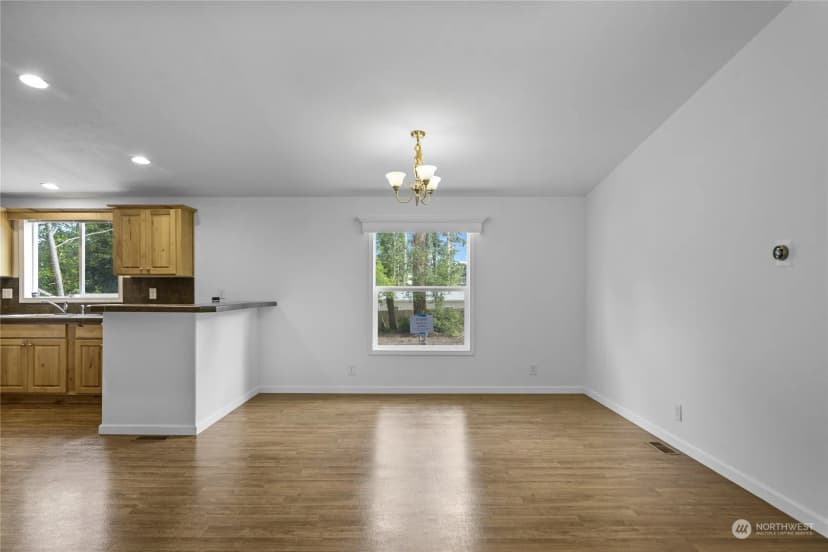 Property photo for 120 E Lakeshore Drive W, Shelton photo 6