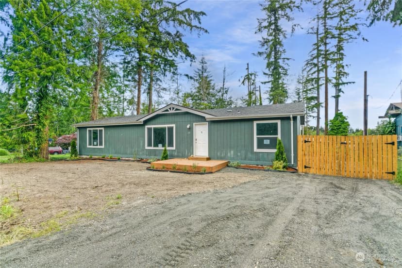 Property photo for 120 E Lakeshore Drive W, Shelton photo 27