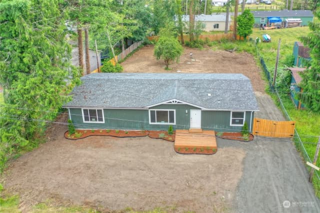Property photo for 120 E Lakeshore Drive W, Shelton