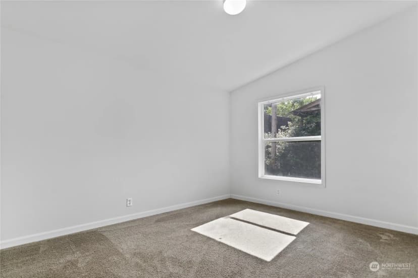 Property photo for 120 E Lakeshore Drive W, Shelton photo 22