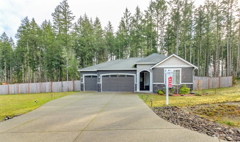 Property photo for 8317 Ne 52nd Avenue Ne, Lacey