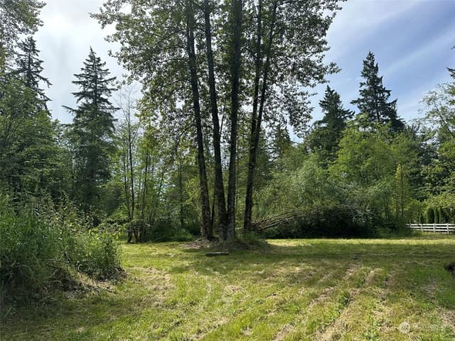 Property photo for 120 Xx 196th Avenue Ne, Redmond