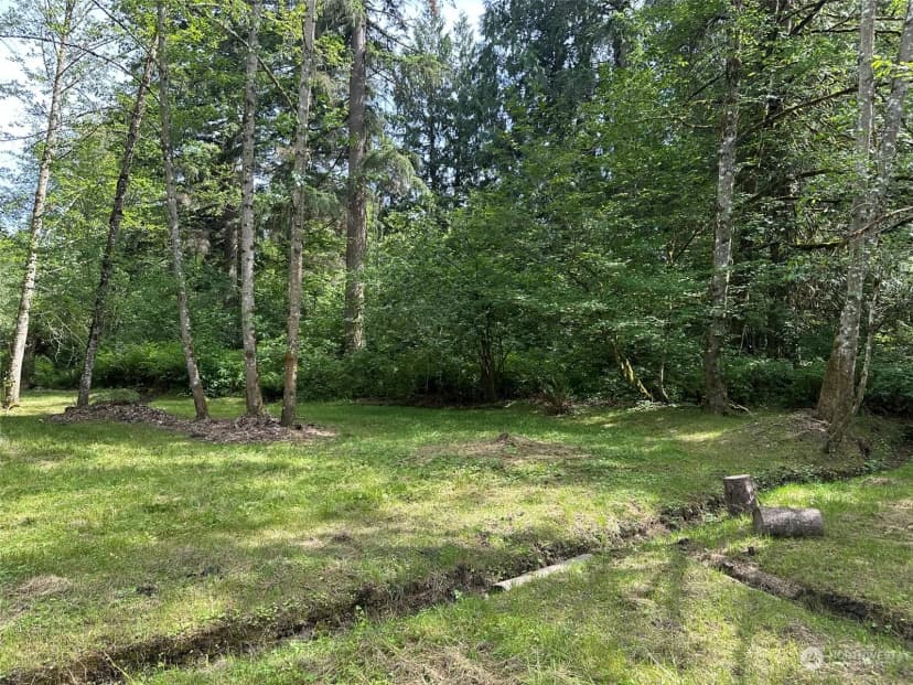 Property photo for 120 Xx 196th Avenue Ne, Redmond photo 11