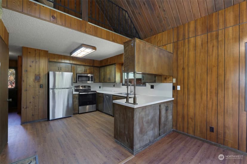 Property photo for 1609 Washington Avenue, Blaine photo 6