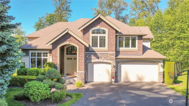 Property photo for 13913 233rd Street Se, Woodinville, Wa 98296