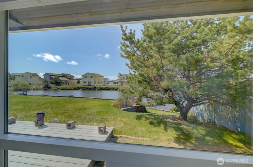 Property photo for 34807 H Place, Ocean Park photo 14