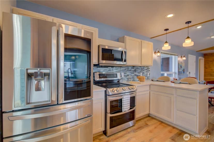Property photo for 34807 H Place, Ocean Park photo 12