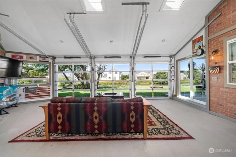 Property photo for 34807 H Place, Ocean Park photo 34
