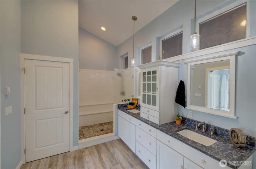 Property photo for 34807 H Place, Ocean Park photo 24