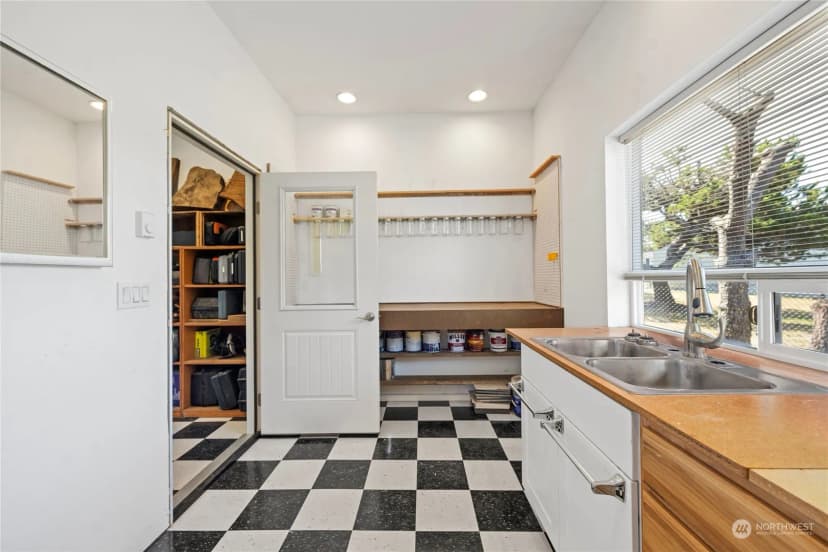 Property photo for 34807 H Place, Ocean Park photo 37