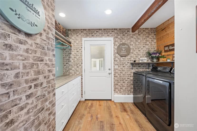 Property photo for 34807 H Place, Ocean Park photo 28