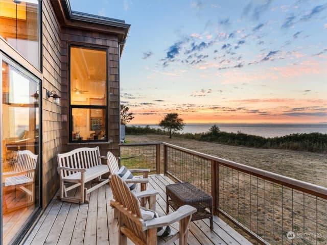 Property photo for 1930 49th Street, Port Townsend photo 4