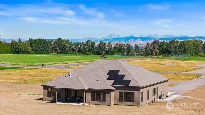 Property photo for 860 Waterbrook Lane, Ellensburg photo 3