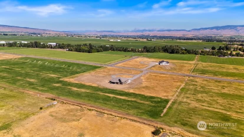 Property photo for 860 Waterbrook Lane, Ellensburg photo 36