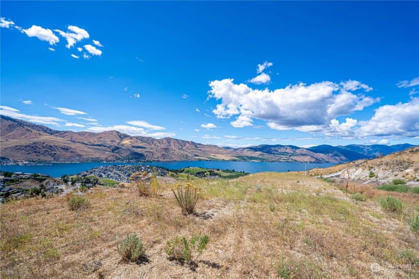 Property photo for 929 Long Drive, Chelan photo 4
