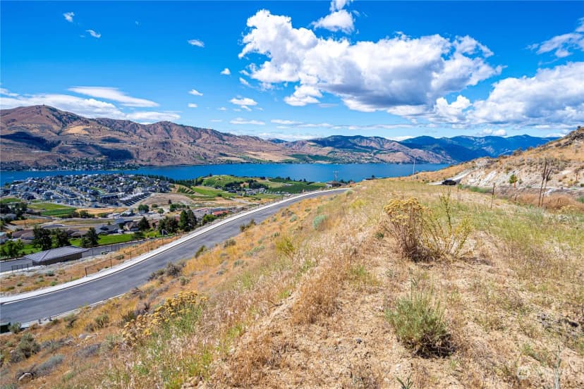 Property photo for 929 Long Drive, Chelan photo 8