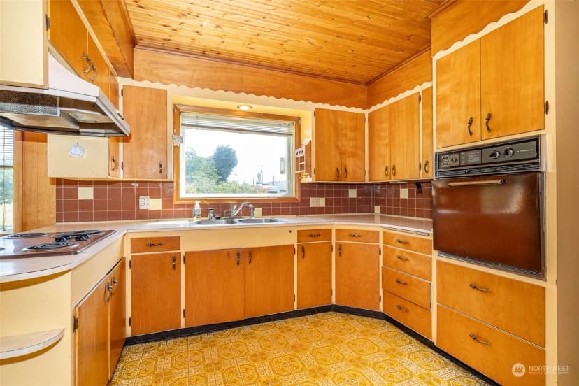 Property photo for 3121 Galvin Road, Galvin photo 12