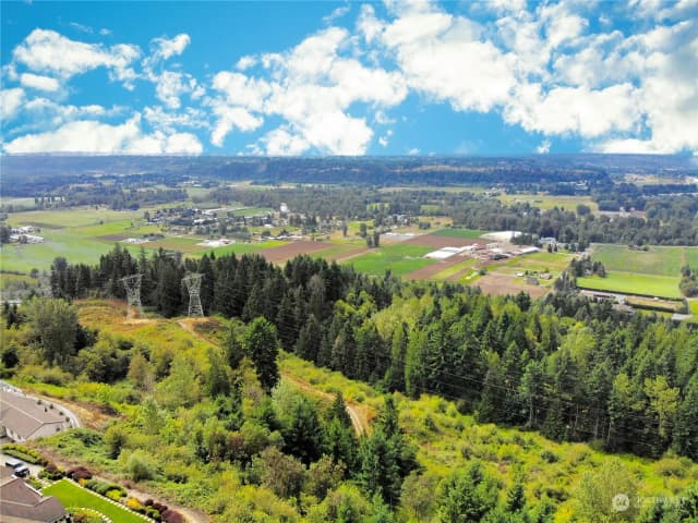 Property photo for 7814 176th Avenue Court E, Bonney Lake photo 3