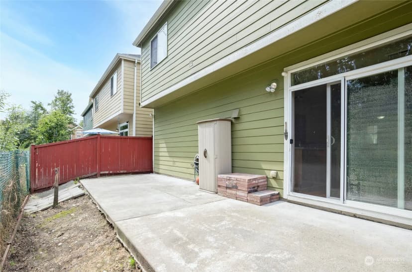 Property photo for 11525 7th Avenue Ct E, Tacoma photo 25