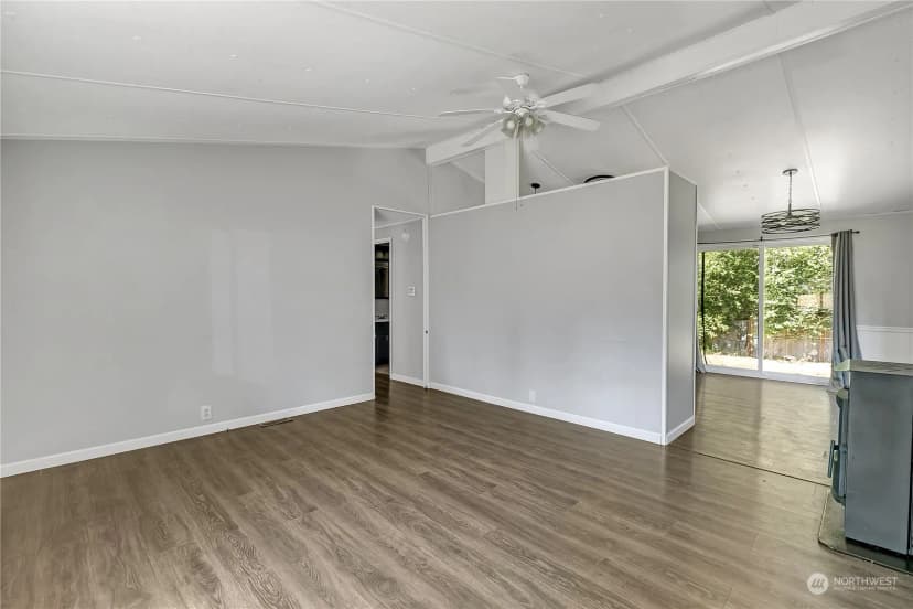 Property photo for 23208 48th Avenue Ct E, Spanaway photo 5