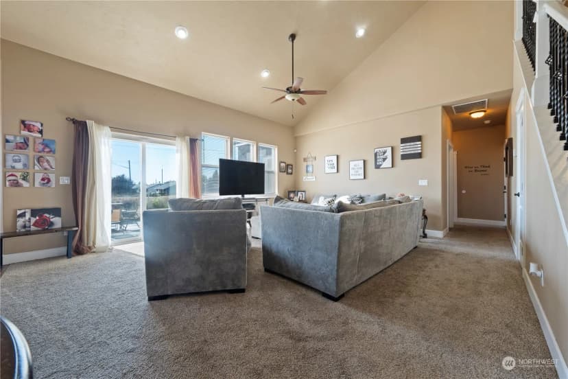 Property photo for 1410 E Palos Verdes Ln., Othello photo 10