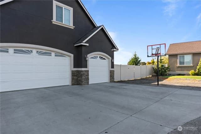 Property photo for 1410 E Palos Verdes Ln., Othello photo 2