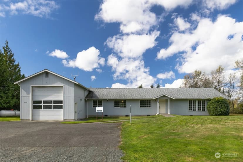 Property photo for 858 E Smith Road, Bellingham photo 9