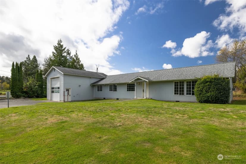 Property photo for 858 E Smith Road, Bellingham photo 13