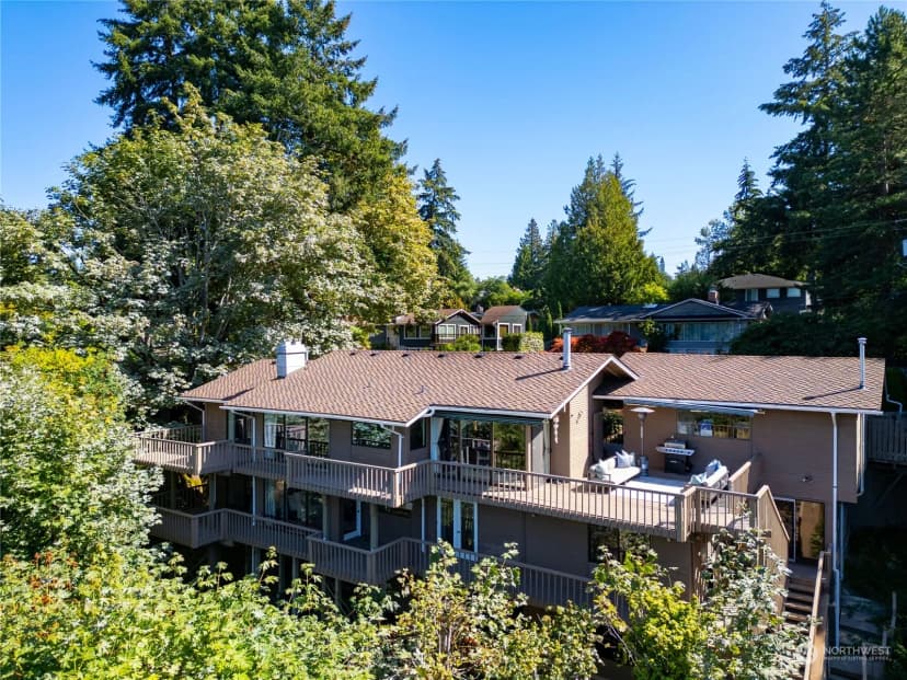 Property photo for 4825 88th Avenue Se, Mercer Island photo 21