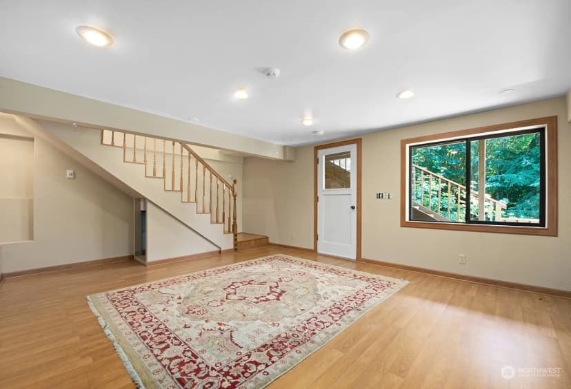 Property photo for 4825 88th Avenue Se, Mercer Island photo 20