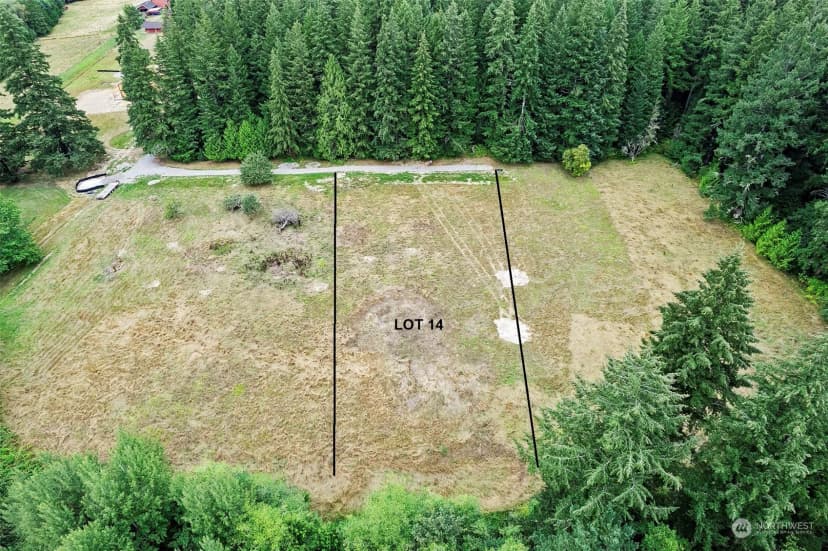 Property photo for 10130 Royal Valley Road Ne, Poulsbo photo 4
