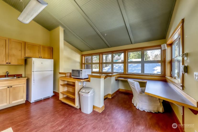 Property photo for 840 Madison Avenue N, Bainbridge Island photo 27