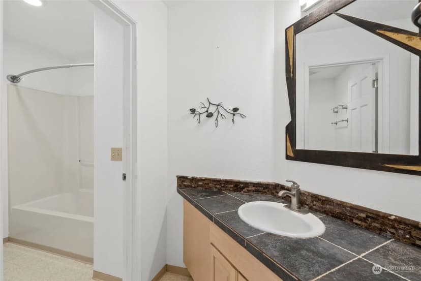 Property photo for 711 Baker Street, Westport photo 26
