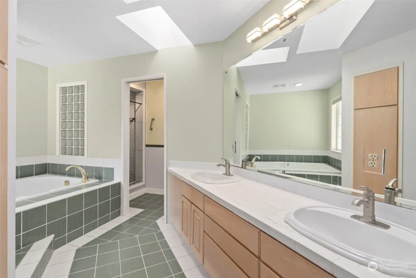 Property photo for 711 Baker Street, Westport photo 21