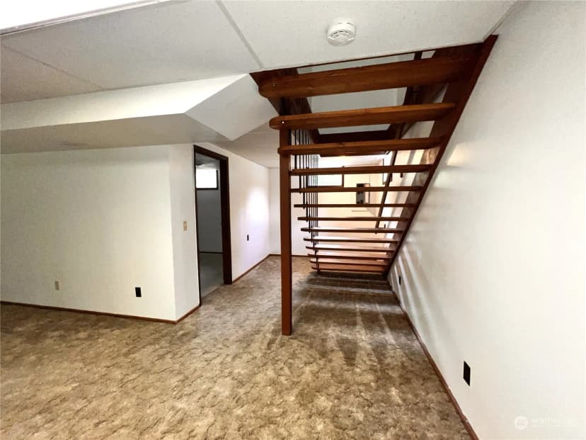 Property photo for 5 Vista Drive, Republic photo 17