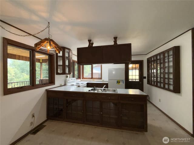 Property photo for 5 Vista Drive, Republic photo 5