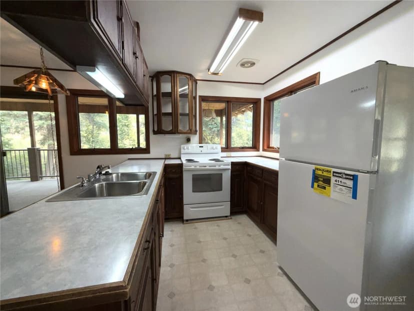 Property photo for 5 Vista Drive, Republic photo 7
