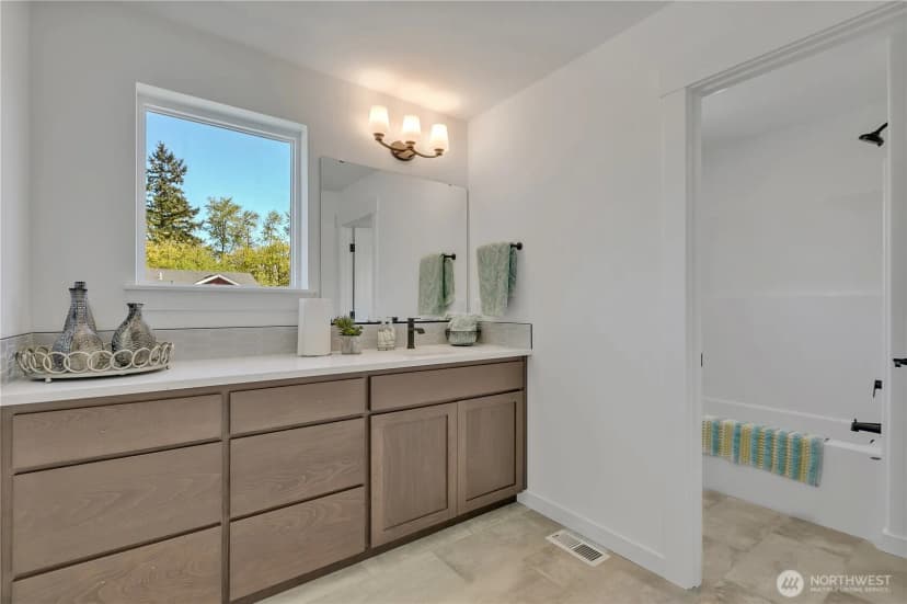 Property photo for 16212 76th Avenue Ct E, Puyallup photo 26