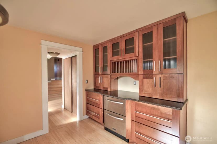 Property photo for 31000 J Place, Ocean Park photo 11