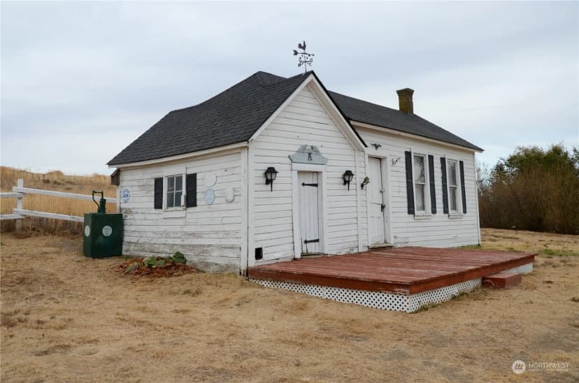 Property photo for 205 E Olive Avenue, Ritzville photo 38
