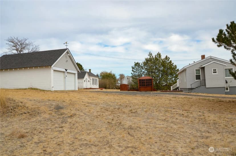 Property photo for 205 E Olive Avenue, Ritzville photo 3