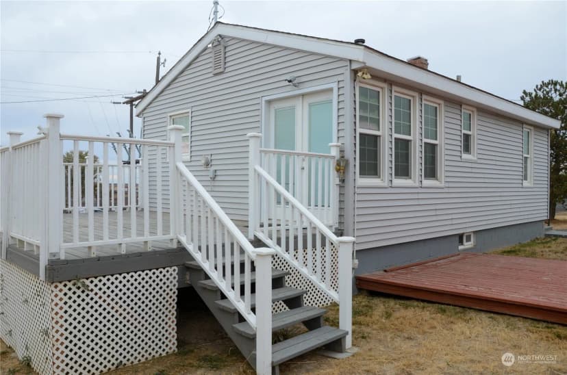 Property photo for 205 E Olive Avenue, Ritzville photo 34